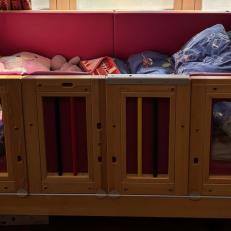 Adjustable cushioned bed