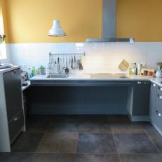 ajustable kitchen