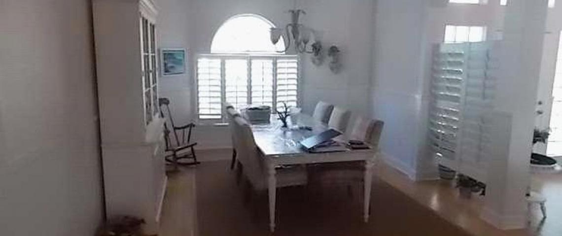 formal dining room seats 12